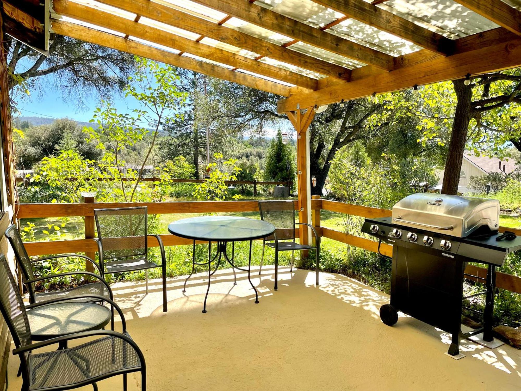 Sierra Mountain Lodge - Vacation Rentals - Yosemite Ahwahnee Buitenkant foto