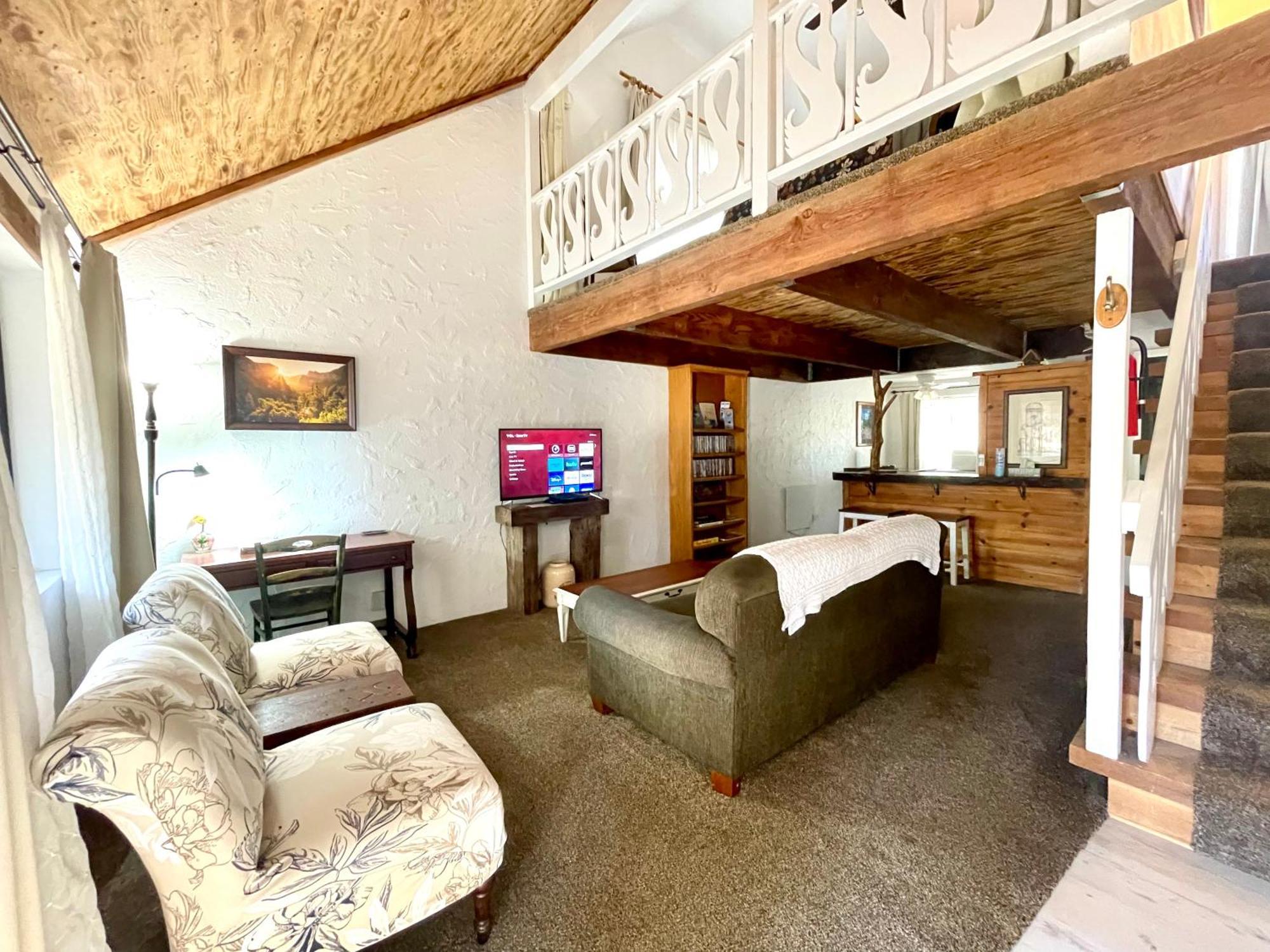 Sierra Mountain Lodge - Vacation Rentals - Yosemite Ahwahnee Buitenkant foto