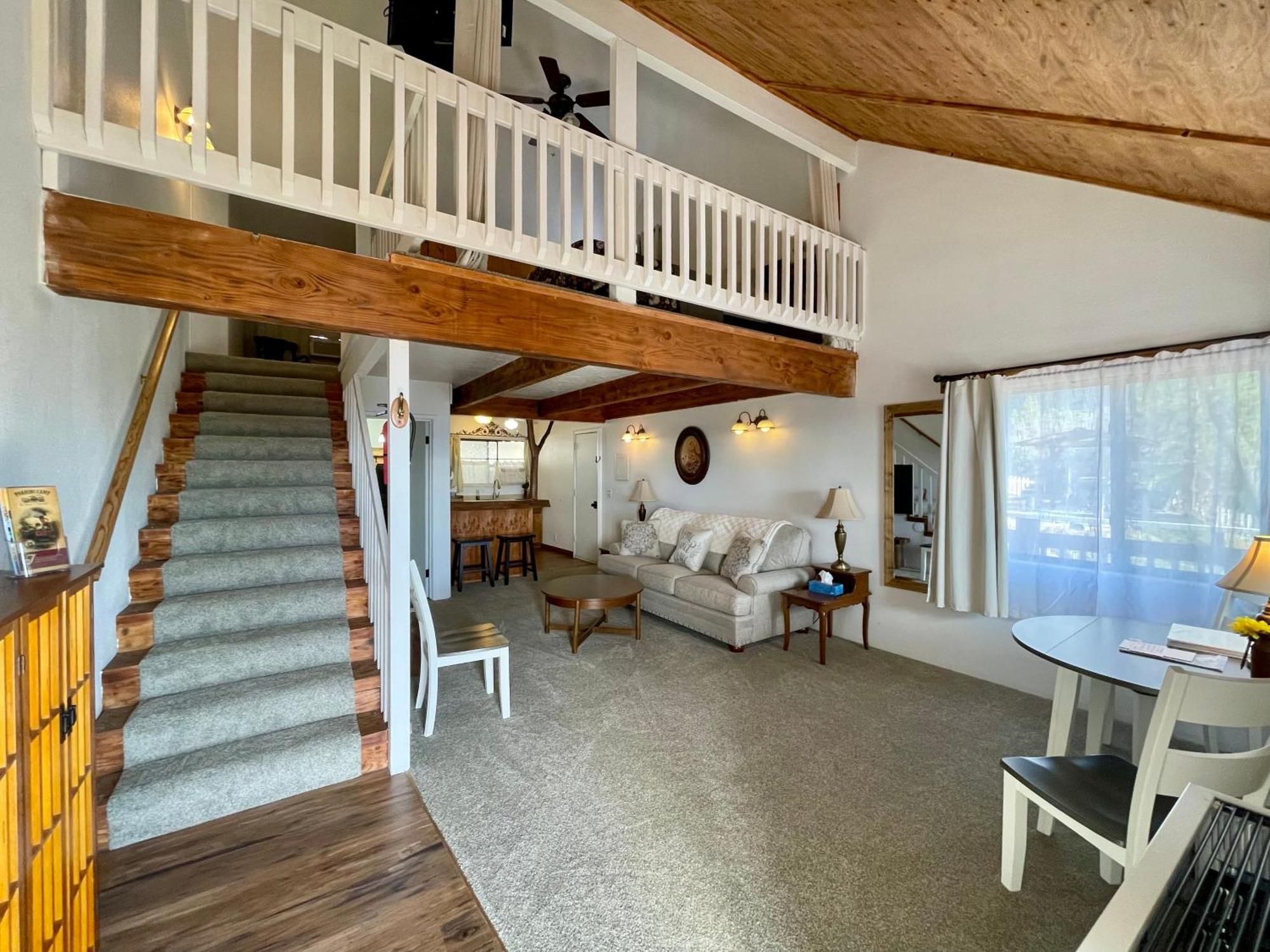 Sierra Mountain Lodge - Vacation Rentals - Yosemite Ahwahnee Buitenkant foto