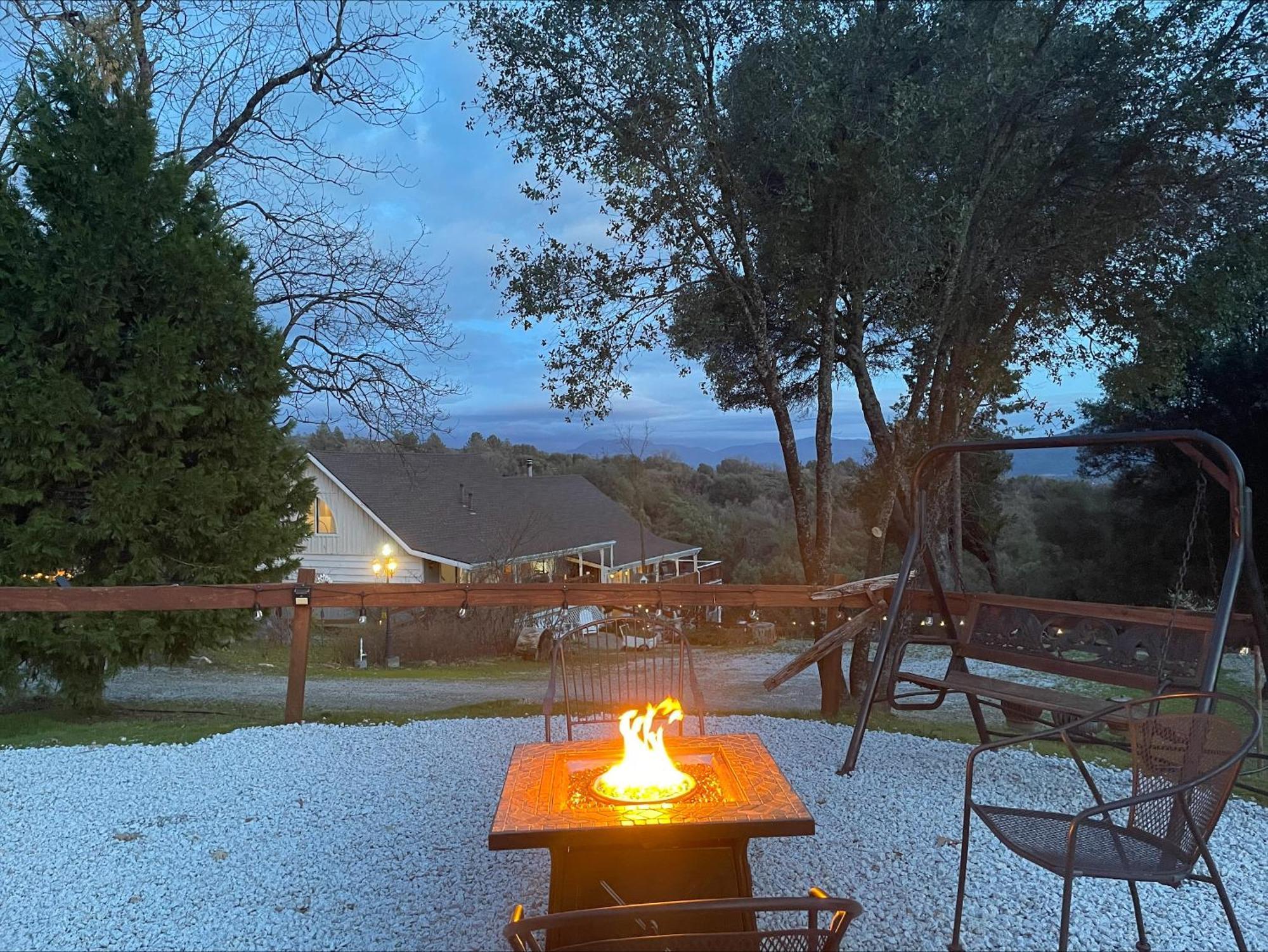 Sierra Mountain Lodge - Vacation Rentals - Yosemite Ahwahnee Buitenkant foto