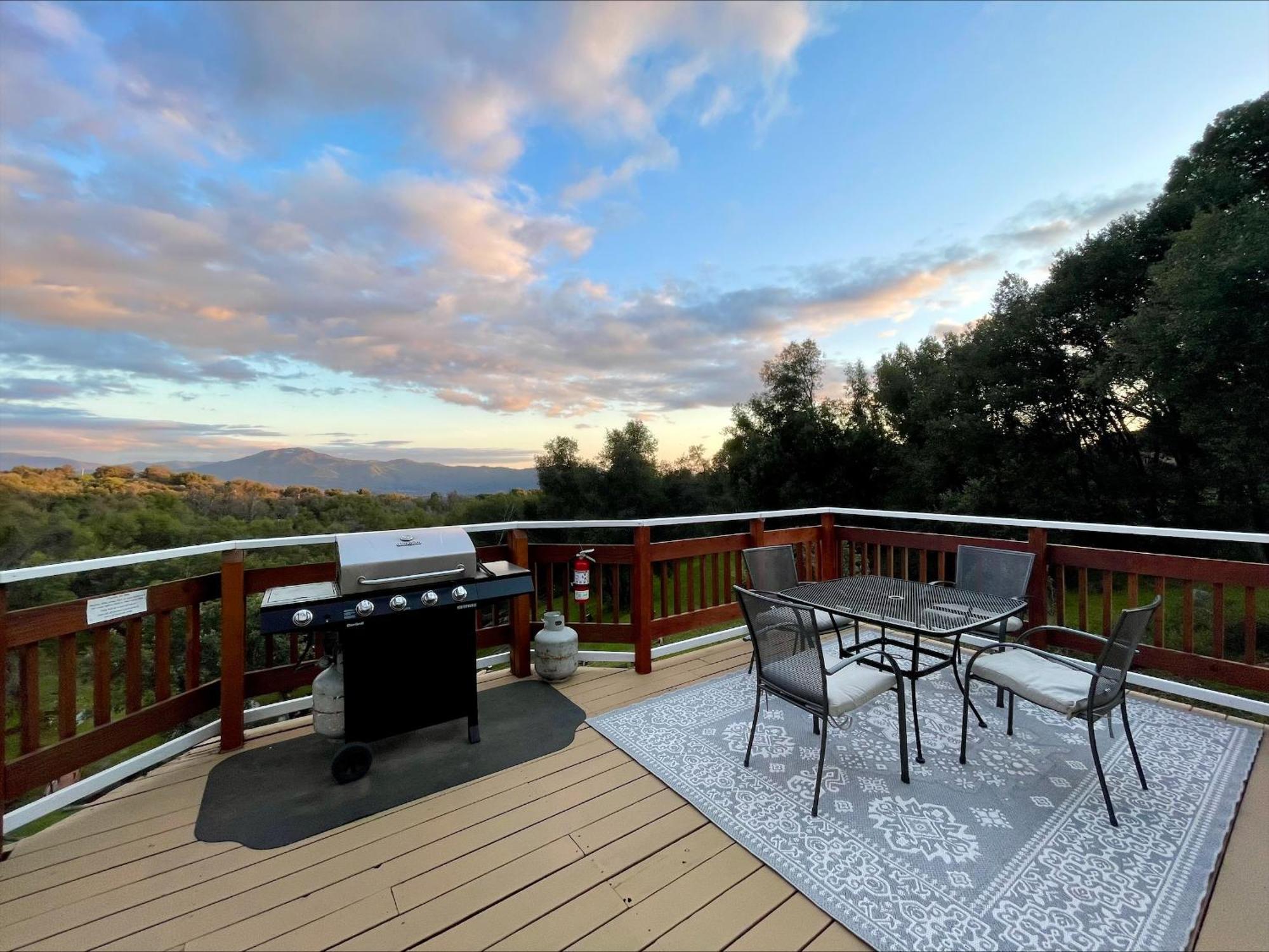 Sierra Mountain Lodge - Vacation Rentals - Yosemite Ahwahnee Buitenkant foto